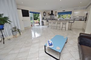 Living Kitchen- click for photo gallery